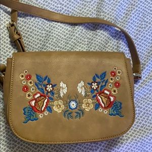 Small crossbody bag with flowers
